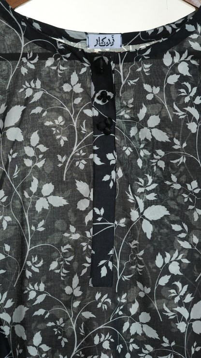 Siyah Zaad Printed: Floral Lawn Suit | Stylish Casual Dresses for Women